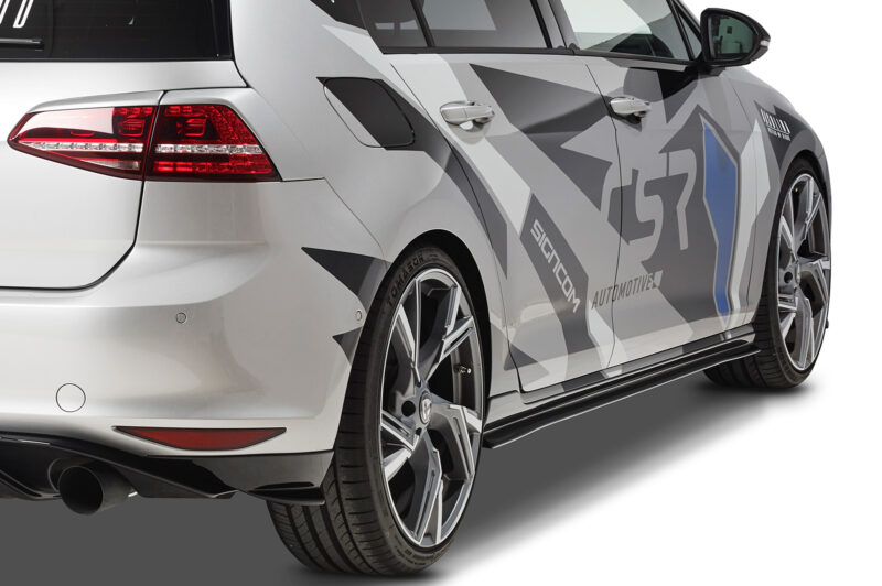 Faldones laterales para VW Golf 7 (Tipo AU) SS461-S Negro mate 3
